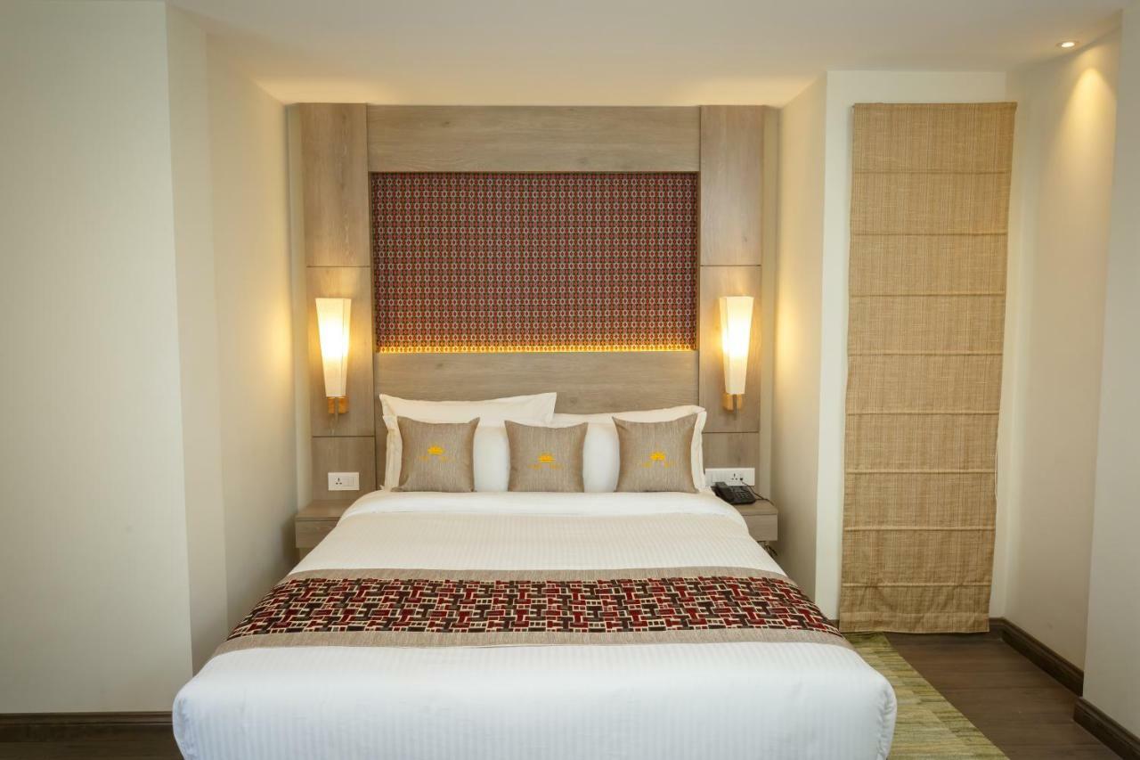 Hotel Crowne Imperial Катманду Экстерьер фото